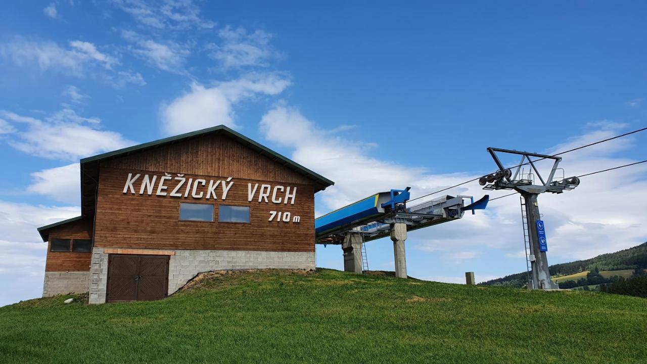 Knezice 25, Chalupa V Krkonosich Vrchlabi Luaran gambar